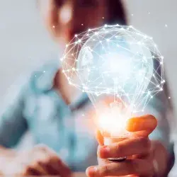 Las empresas han tenido que reinventar sus modelos de negocios ante pandemia del COVID.