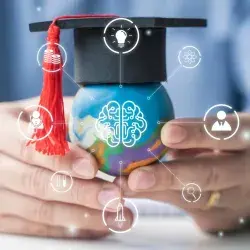 Rector Tec comparte visión educativa en publicación global