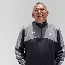 José Núñez cumple 43 años trabajando en el Tec de Monterrey campus Querétaro donde ha dedicado su vida a formar alumnos en el voleibol.
