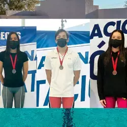 Estudiantes PrepaTec ganan medallas en competencia de natación CONADEIP