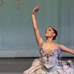 nicole capin concursando en nacional de ballet