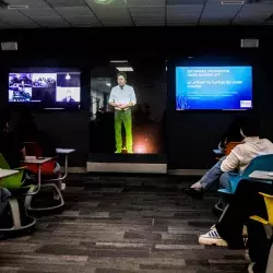 Tec holds first intercontinental class with Hologram Professor