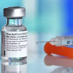 ¿Es efectiva o no la vacuna Pfizer contra COVID-19?