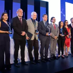 El Tec y la empres Xignux entregaron el Premio a la Investigación y la innovación Rómulo Garza 2022.