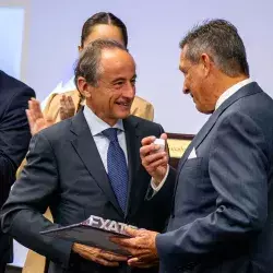Eduardo Tricio Haro recibe el Premio al Mérito EXATEC