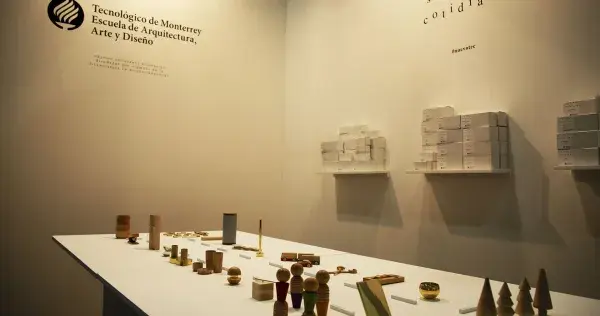 Exponen estudiantes del Tec su trabajo en festival de arte y diseño