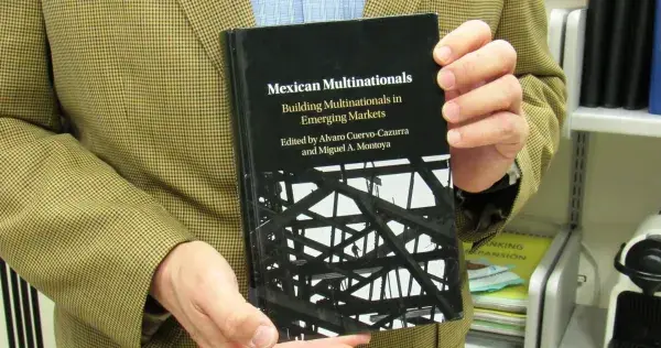 Investigadores del Tec realizan libro sobre empresas Multimexicanas