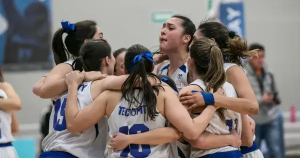 Logran Borregas Monterrey tercer lugar femenil de Ocho Grandes 2019