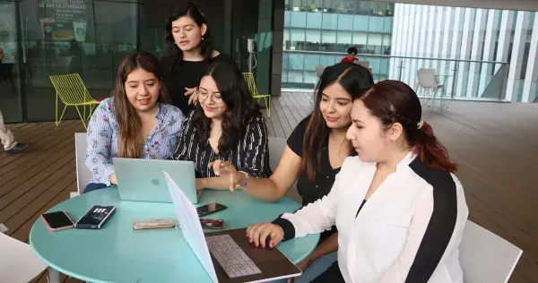 Se unen Tec y Stanford para impulsar a las mujeres en ciencia de datos