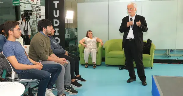 Los riesgos de crear ciudades individualizadas tipo "Soy sol@"