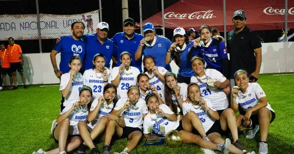 Borregas Monterrey mandan en el futbol rápido nacional