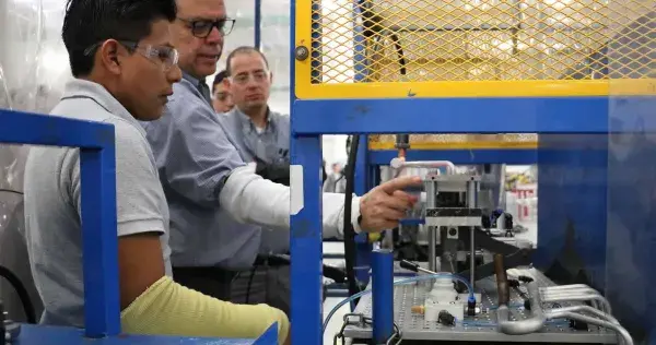 Innovan sistema de pruebas de fugas de refrigeración en Frigus Bohn