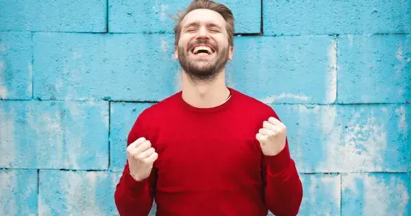 Transforma el estrés y la ansiedad en emociones positivas