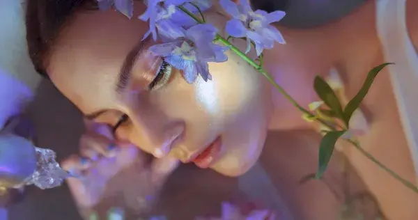 ¡Directo al estrellato!: Alumna del Tec lanza canción en Spotify