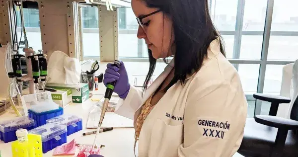 Investigadora EXATEC descubre célula en el pulmón y obtiene beca en EU
