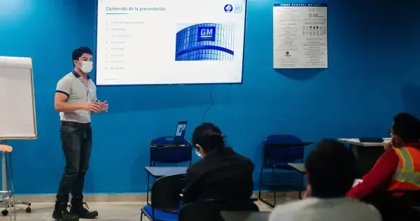 Primera generación Tec21 Saltillo colabora en reto con General Motors
