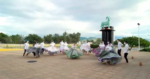 ¡Viven las tradiciones! Fiesta de Humanidades en PrepaTec Santa Anita