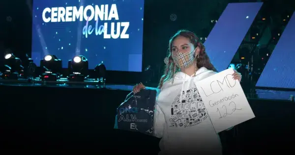 ¡Iluminan recta final! Alumnos de campus Mty viven Por Siempre Tec