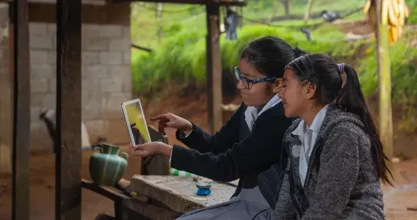 5 proyectos para reducir rezago educativo en Latinoamérica, premiados