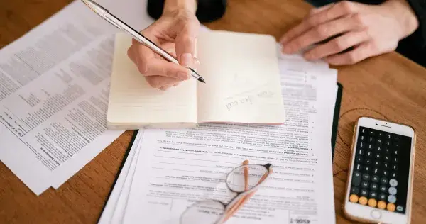 ¿Cómo emprender y no fallarle al SAT?