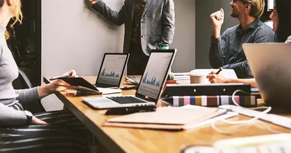 Profe de Tec Puebla lideró estudio latino sobre emprendimiento social