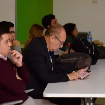 Thomas Kurfess, profesor distinguido de la EIC ofreció un seminario acerca del cambiante proceso de manufactura.