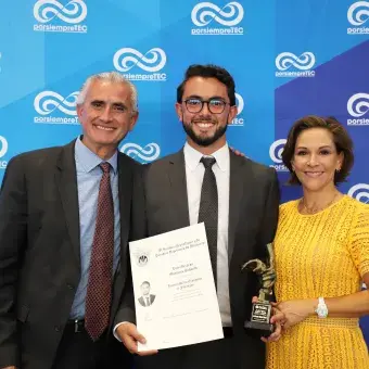 Familia Tec.