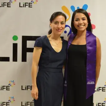 Premian perseverancia de alumnos LiFE