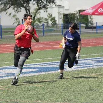 Jugando tochito en OlimpiaTec