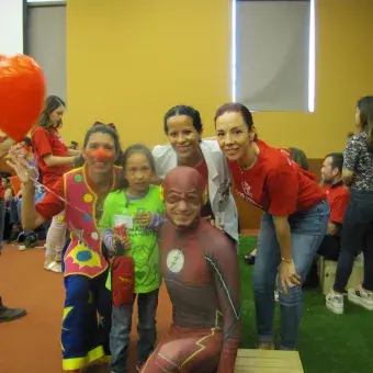 Pacientes y equipo Corazones Invencibles