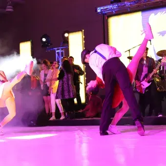 Ensamble We Will Rock You