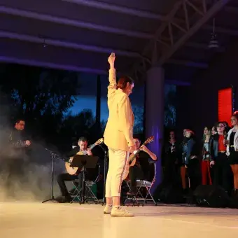 Ensamble We Will Rock You
