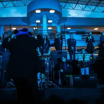 Uniendo a la comunidad con canciones de Disney