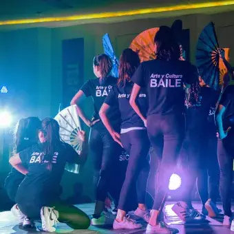 Alumnas del grupo representativo de baile