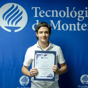 Reconoce Tec Veracruz a los mejores estudiantes del año (fotogalería)