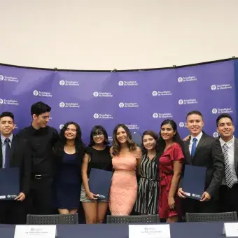 Bienvenida a Líderes del Mañana 6ta generación