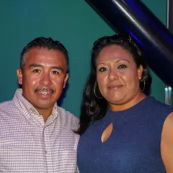 Nuestro maestros galardonados aprovecharon para tomarse fotos con sus familias.