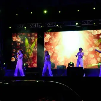 Back to Stage, autoconcierto en campus Laguna