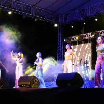 Back to Stage, autoconcierto en campus Laguna
