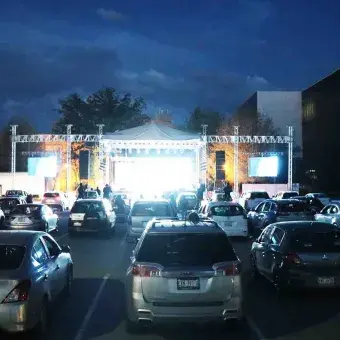 Back to Stage, autoconcierto en campus Laguna