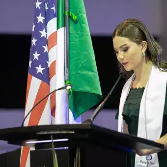 Ana Elena Blanchet dió el discurso a nombre de la generación de graduados