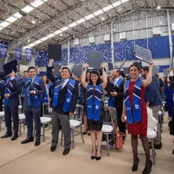 Alumnos del campus Hidalgo en su ceremonia de graduación