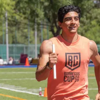 Joven corriendo 