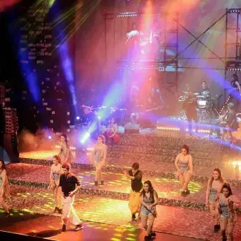 Glam, concierto de PrepaTec GDL y Santa Anita.