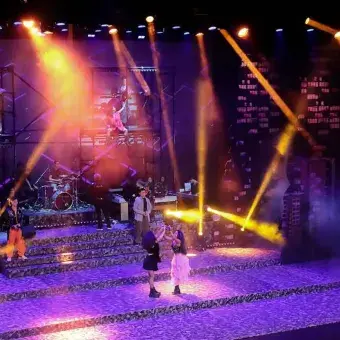 Glam, concierto de PrepaTec GDL y Santa Anita.