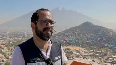Víctor González: una vida dedicada al servicio social 